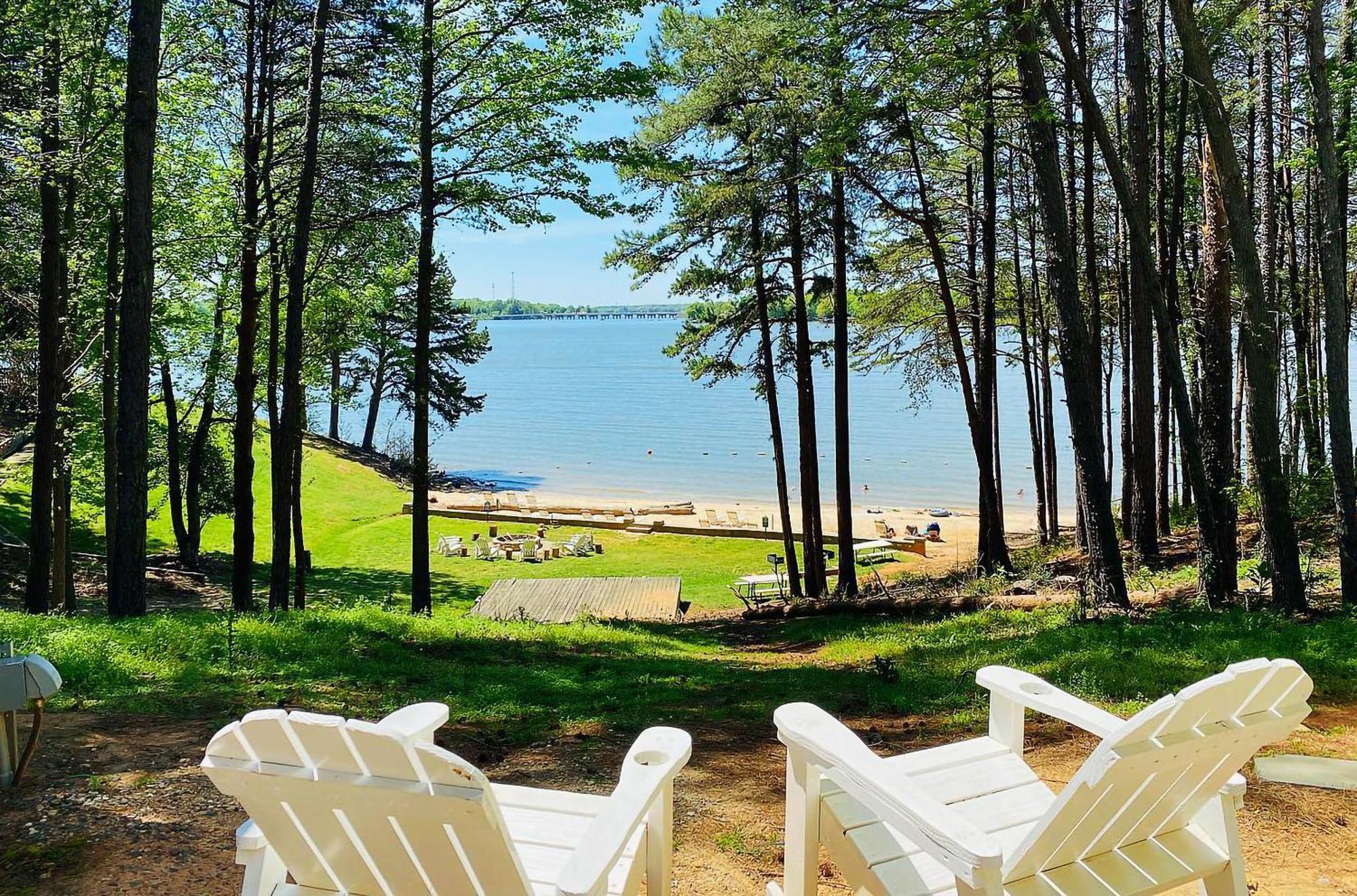 Long Cove Resort And Marina Charlotte Exterior photo